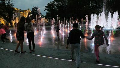 Fontanna multimedialna na pl. Litewskim