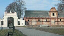 Zawieprzyce długo czekały na tę inwestycje. Piękny zespół pałacowo-parkowy z runami dawnego zamku marniał w oczach, a kolejne projekty upadały.