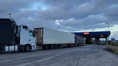 Tysiąc ciężarówek w kolejce do przejścia granicznego z Białorusią. Zdjęcia