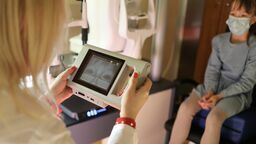 U okulisty obędzie się bez dantejskich scen. Szpital wojskowy w Lublinie dostał sprzęt od WHO