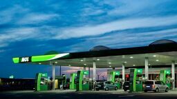 Jedna ze stacji paliw węgierskiej firmy