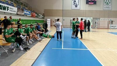 W pierwszym meczu we własnej hali w tym roku AZS AWF Biała Podlaska przegrał ze Śląskiem Wrocław Handball
