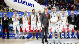 Polski Cukier Start Lublin zajął drugie miejsce w turnieju Suzuki Puchar Polski. Ten wynik to też zasługa trenera Artura Gronka (pierwszy z lewej)