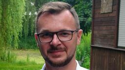 We wrześniu 2021 roku by objąć mandat radnego, Grzegorz Siemakowicz zrezygnował z funkcji zastępcy dyrektora Miejskiej Biblioteki Publicznej 