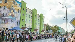 12 września 2021 roku z okazji otwarcia sali tradycji na bialskim niebie można było zobaczyć Iskrę oraz SB Lima-2