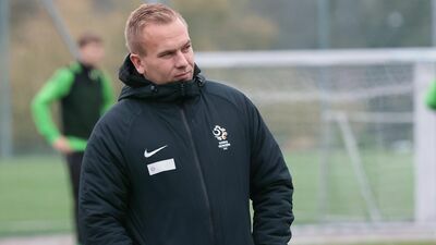 Drużyna Mikołaja Raczyńskiego drugi raz z rzędzu przegrała po głupim rzucie karnym