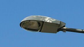 Jak nie stracić rządowych milionów? Wyremontować więcej latarni