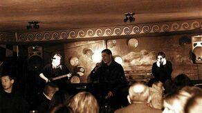 Wojtek Cugowski, Marek Dyjak, Tomasz Spodyniuk, 2001. W Olsenie świetne koncerty były zawsze