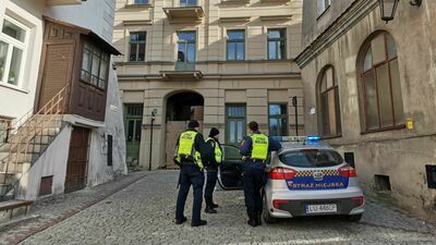 Strażnicy są na ul. Noworybnej i Olejnej prewencyjnie. Będą między godz. 7 a 21 aż do odwołania