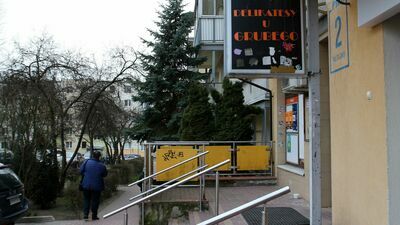 „Społem”, „Fokus” i „Delikatesy u Grubego”. Po 40 latach znika sklep z puławskiego osiedla