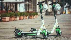 Hulajnogi na ulicach Zamościa pojawiły się w maju 2022. Miesiąc wcześniej zostały udostępnione w Chełmie.