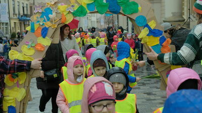 Lublin: Dzieci świętują „Witaj młoda wiosno” 