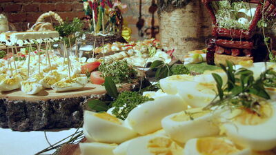 Sprawdzamy ceny na Wielkanoc w restauracjach w Lublinie. Barszcz biały 60 zł, sałatka 90 zł