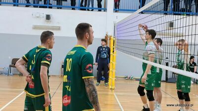 W meczu derbowym II ligi Trójka Międzyrzec Podlaski przegrała z ChKS Arką Chełm 0:3