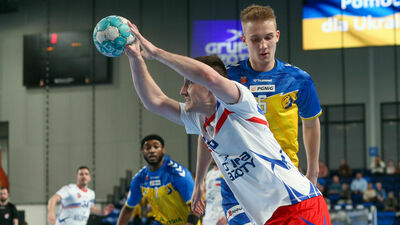 Azoty Puławy – Industria Kielce 21:31. Postraszyli mistrza w pierwszej połowie [zdjęcia]