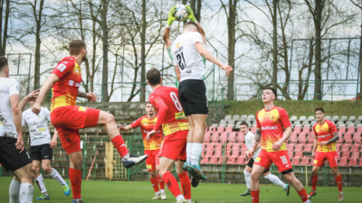 Korona II Kielce – Podlasie Biała Podlaska 1:2. Posiłki z ekstraklasy? Żaden problem