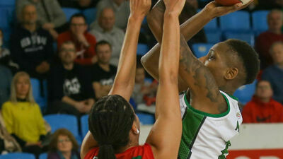 Postawa Natashy Mack (w białym stroju) może być kluczowa dla losów sobotniego spotkania