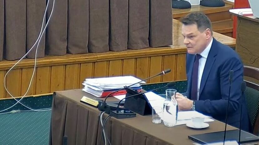 Radny Dariusz Zagdański nie był zadowolony z przebiegu głosowania nad jego petycją