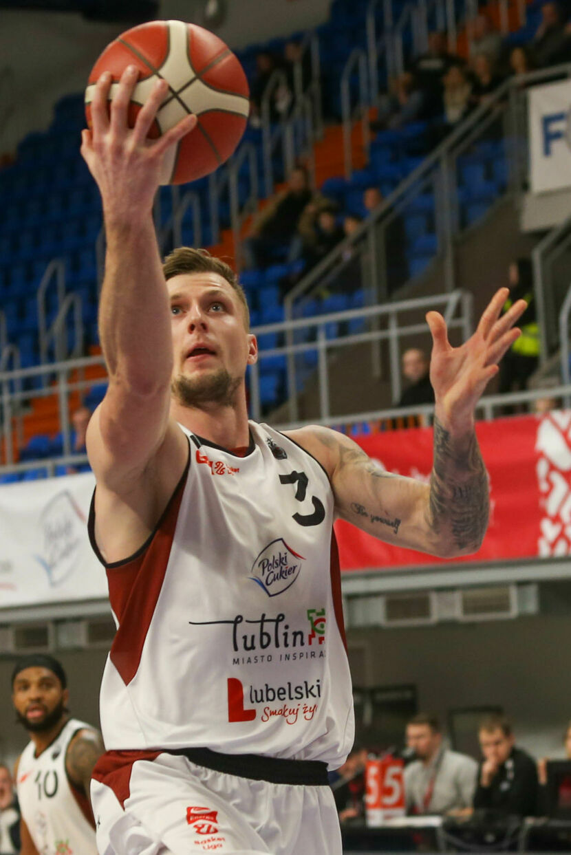 Mateusz Dziemba i jego koledzy dramatycznie walczą o utrzymanie w Energa Basket Lidze<br />
<br />
