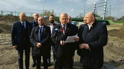 Członkowie klubu PiS w Radzie Miasta o poparcie swojej inicjatywy apelują do pozostałych radnych