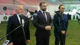 Pierwszy po lewej Lucjan Cichosz