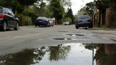 Nowa nawierzchnia, odwodnienie, chodniki i zieleń w tym roku pojawi się na ul. Kościuszki. Remont obejmie cały jej odcinek