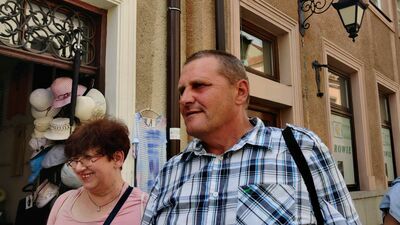 Maciej Pawlak z rodziną