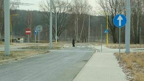 Planowany fragment Trasy Zielonej będzie biegł od ul. Granitowej (na zdjęciu) do ul. Filaretów