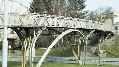 Remont kładki na ul. Filaretów. Ciągle pod górkę