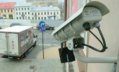 Kamery na Starym Mieście działają. W miesiąc 403 mandaty