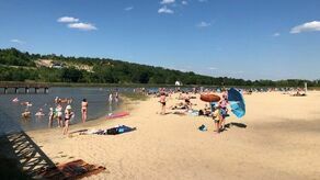 Opłata uzdrowiskowa obowiązuje w Krasnobrodzie przez cały rok za każdy pobyt w celach turystycznych, wypoczynkowych czy szkoleniowych. Najwięcej gości jest jednak latem. Gdyby kwaterodawcy pobierali 3 zł za dobę od każdego gościa, gmina miałaby za co inwestować