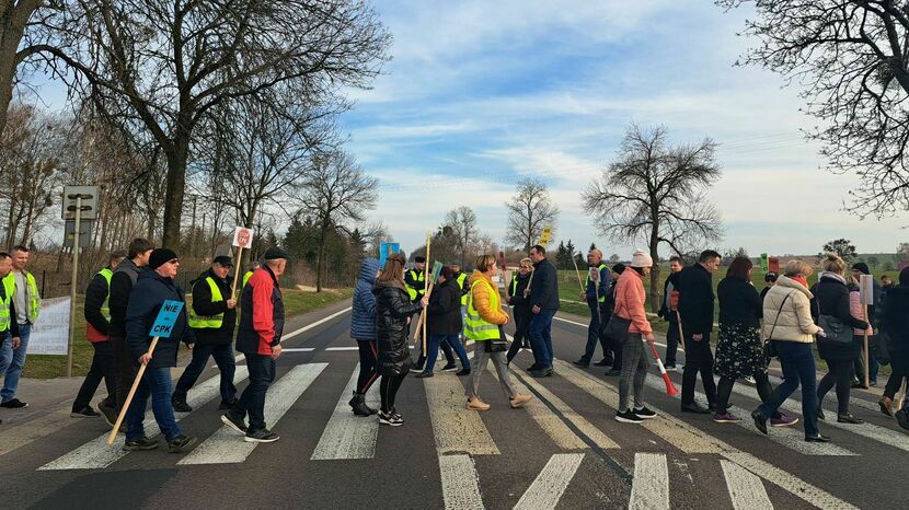 Protest w Łopienniku Górnym będzie kolejnym organizowanym przez krasnostawski komitet społeczny. Ostatnia taka manifestacja odbyła się kilka tygodni temu w Zakręciu