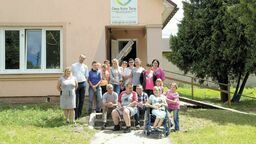 Stowarzyszenie powstało w 2012 roku z inicjatywy rodziców osób niepełnosprawnych. Dziś zajmuje się 25 osobami