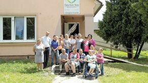 Stowarzyszenie powstało w 2012 roku z inicjatywy rodziców osób niepełnosprawnych. Dziś zajmuje się 25 osobami