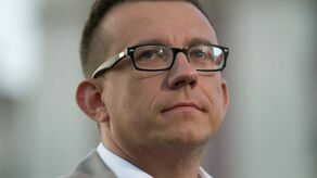 Andrzej Wnuk jest prezydentem Zamościa już drugą kadencję. Nie należy do żadnej partii politycznej, ale wybory wygrywał jako kandydat Prawa i Sprawiedliwości
