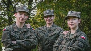 Agnieszka, Julia i  Szczepan Szmidt: 