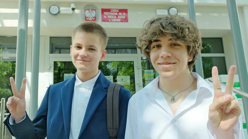 Egzamin ósmoklasisty z matematyki był bardzo prosty uważają Sebastian i Bartek s SP nr 18 w Lublinie