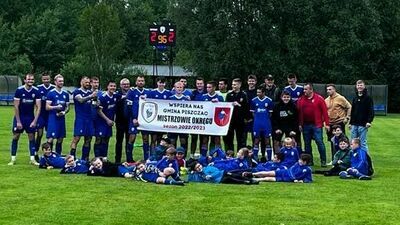 Lutnia zremisowała na koniec, Kujawiak ma sposób na czołówkę, a Grom lepszy od ŁKS Łazy