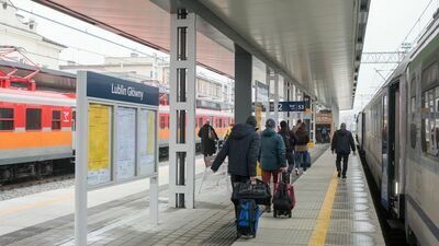 13-latka uciekła z domu. Na peronie rozpoznał ją sokista 