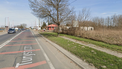 Nowa stacja może powstać przed przejazdem kolejowym, jadąc w kierunku Łęcznej