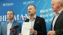 Europoseł ostrzega: "Jedyną szansą jest odsunięcie od władzy nieudaczników"