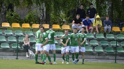Zwycięzcę chełmskiej okręgówki poznamy za tydzień. Ogniwo Wierzbica czy Kłos Gmina Chełm?