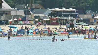 Letni dzień nad zalewem w Krasnobrodzie