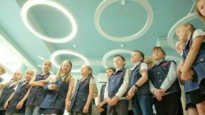 Jako pierwsi Pracownie Kultury Dziesiąta zwiedzili uczniowie z pobliskiej podstawówki przy ul. Róży Wiatrów