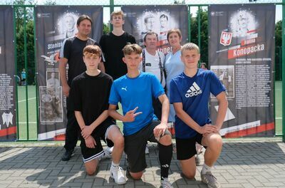 Lublin. Sportowcy-patrioci na Orliku