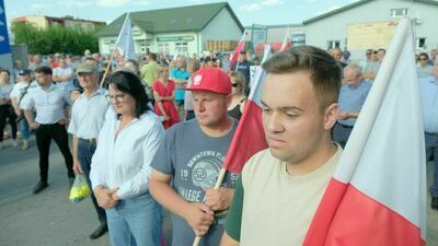 Plantatorzy wciąż są w malinach, a kraśniccy politycy zapraszają na mszę