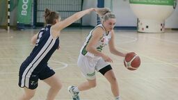 Michaela Nassisi (z piłką) w poprzednim sezonie przyczyniła się do wywalczenia przez Polski Cukier AZS UMCS Lublin mistrzostwa Polski
