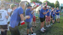 Kibice Tarasoli Cisy Nałęczów będą w nowym sezonie oklaskiwać zespół prowadzony przez nowego trenera – Michała Walendziaka 