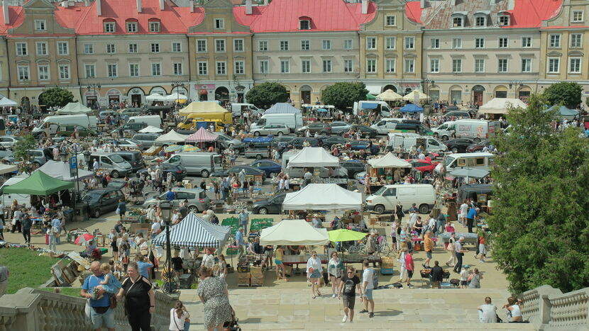 Niedzielna giełda staroci w Lublinie