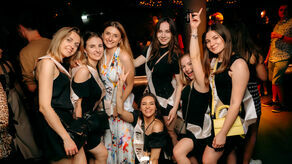 Kobiety, wino i śpiew. Tak się bawiono w Berecie